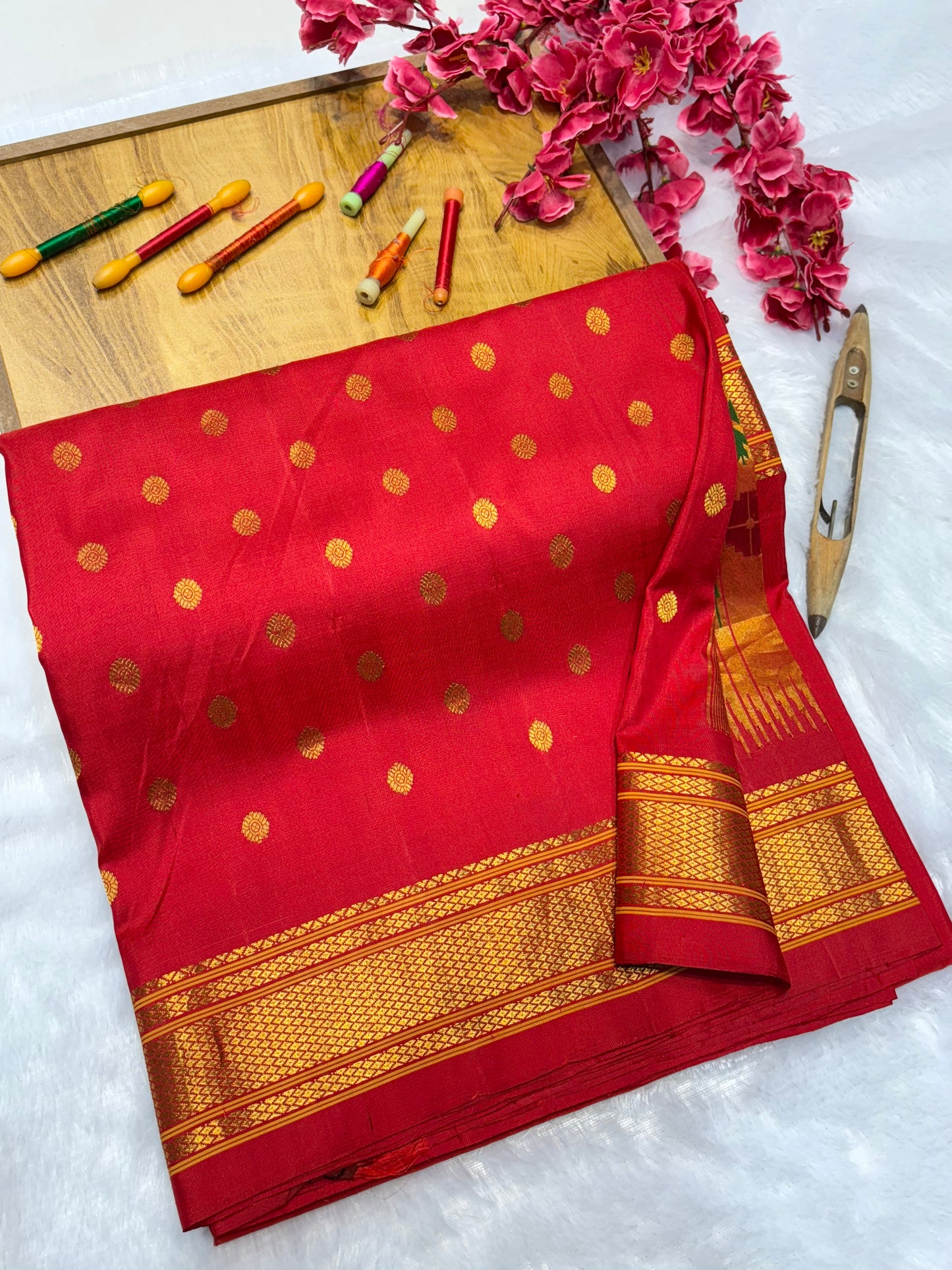 Kalanjali Paithani