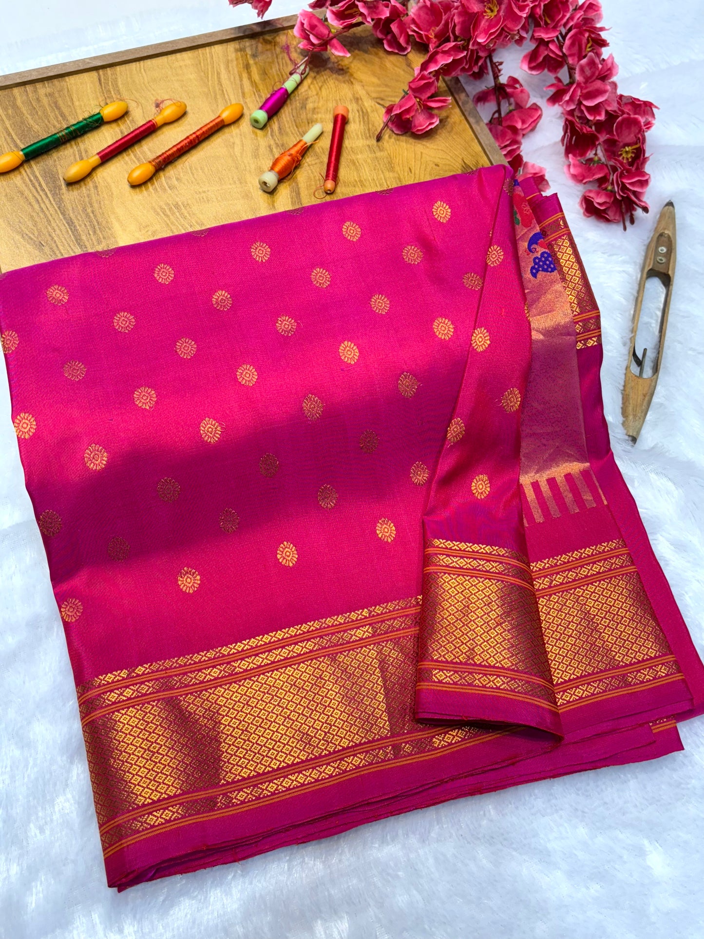 Kalanjali Paithani