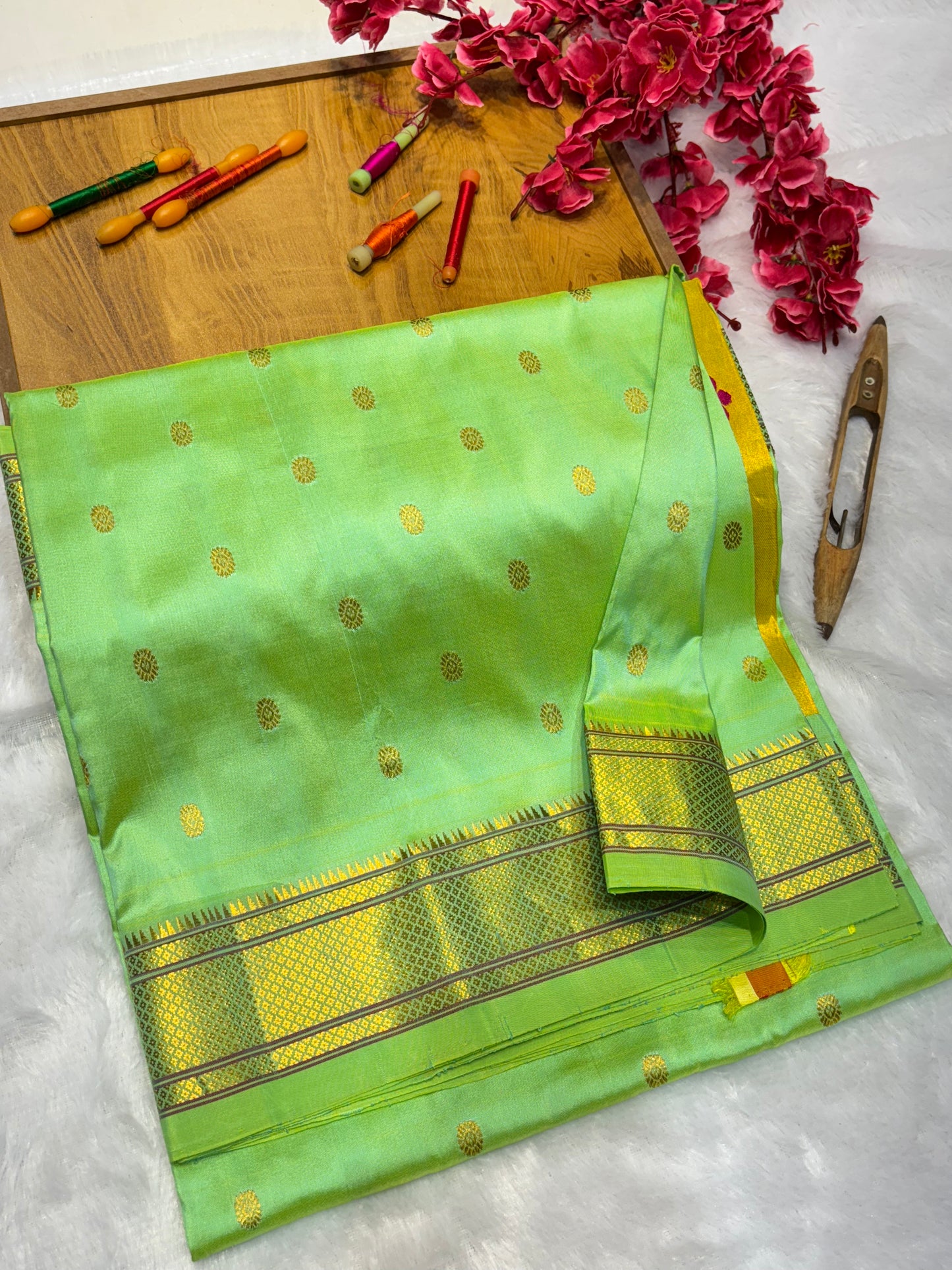Kalanjali Paithani