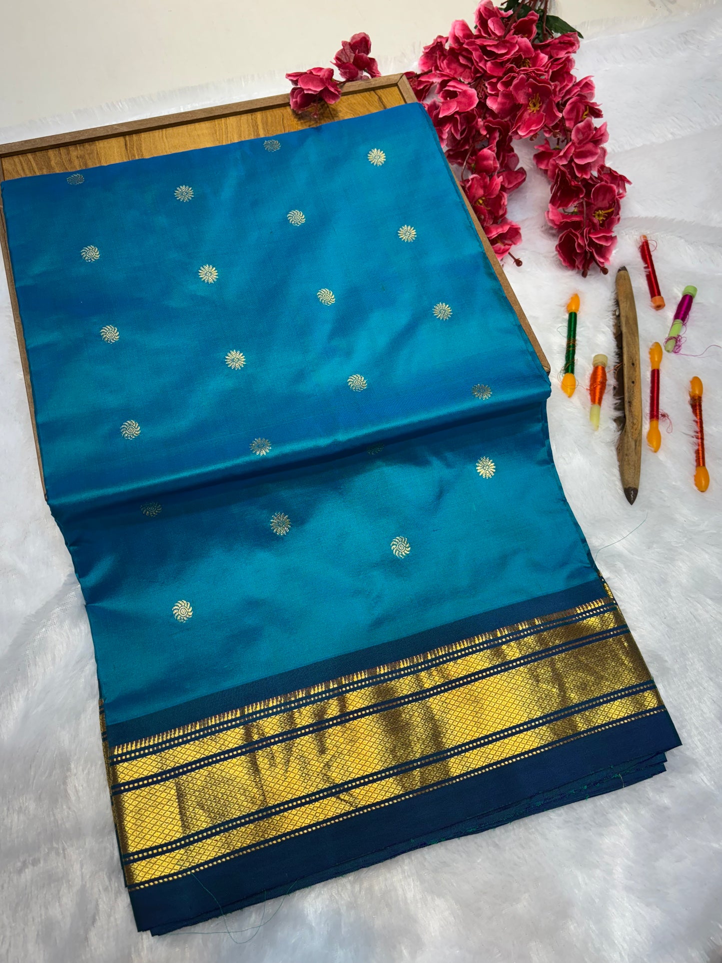 Hastakala Paithani