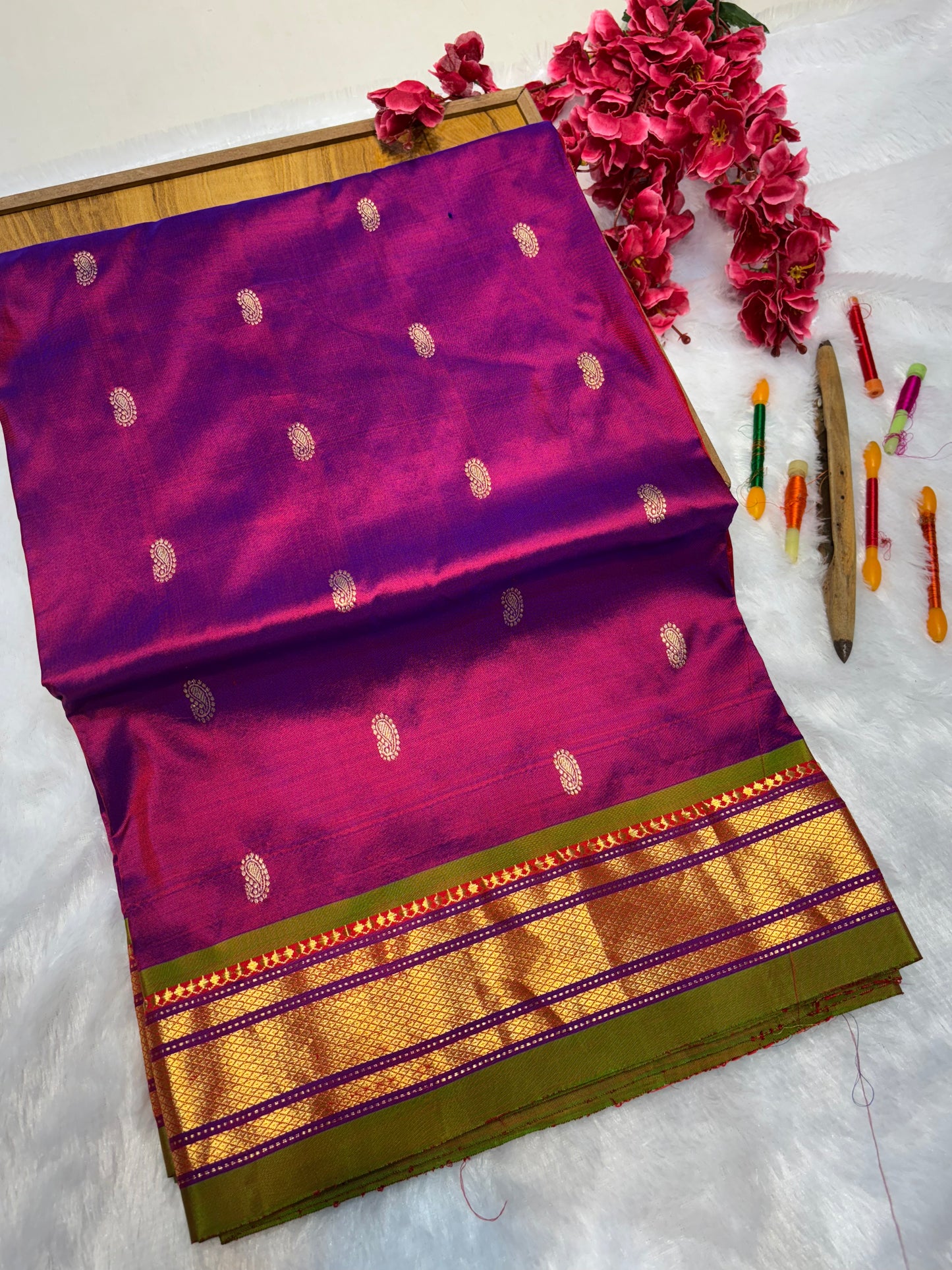 Hastakala Paithani