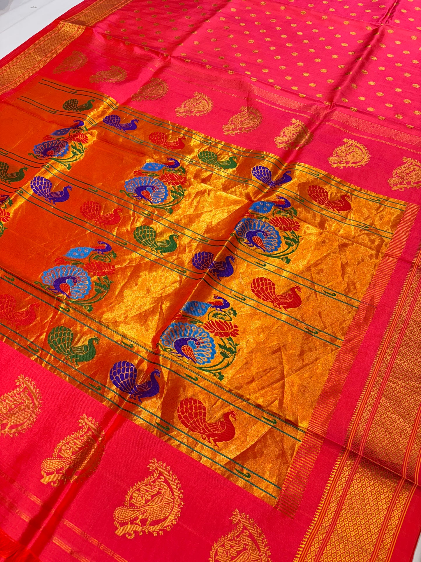 Kalanjali Paithani