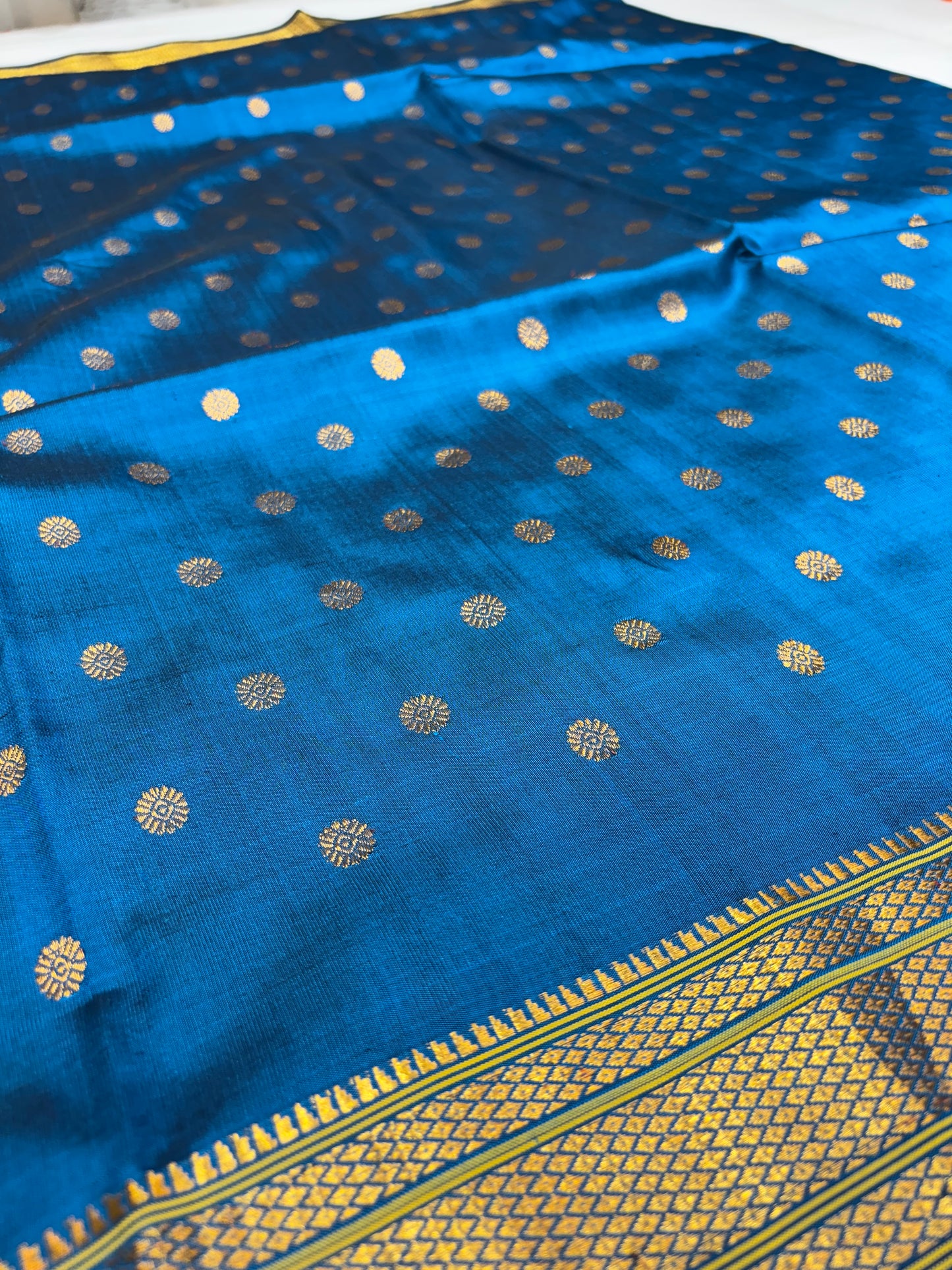 Kalanjali Paithani