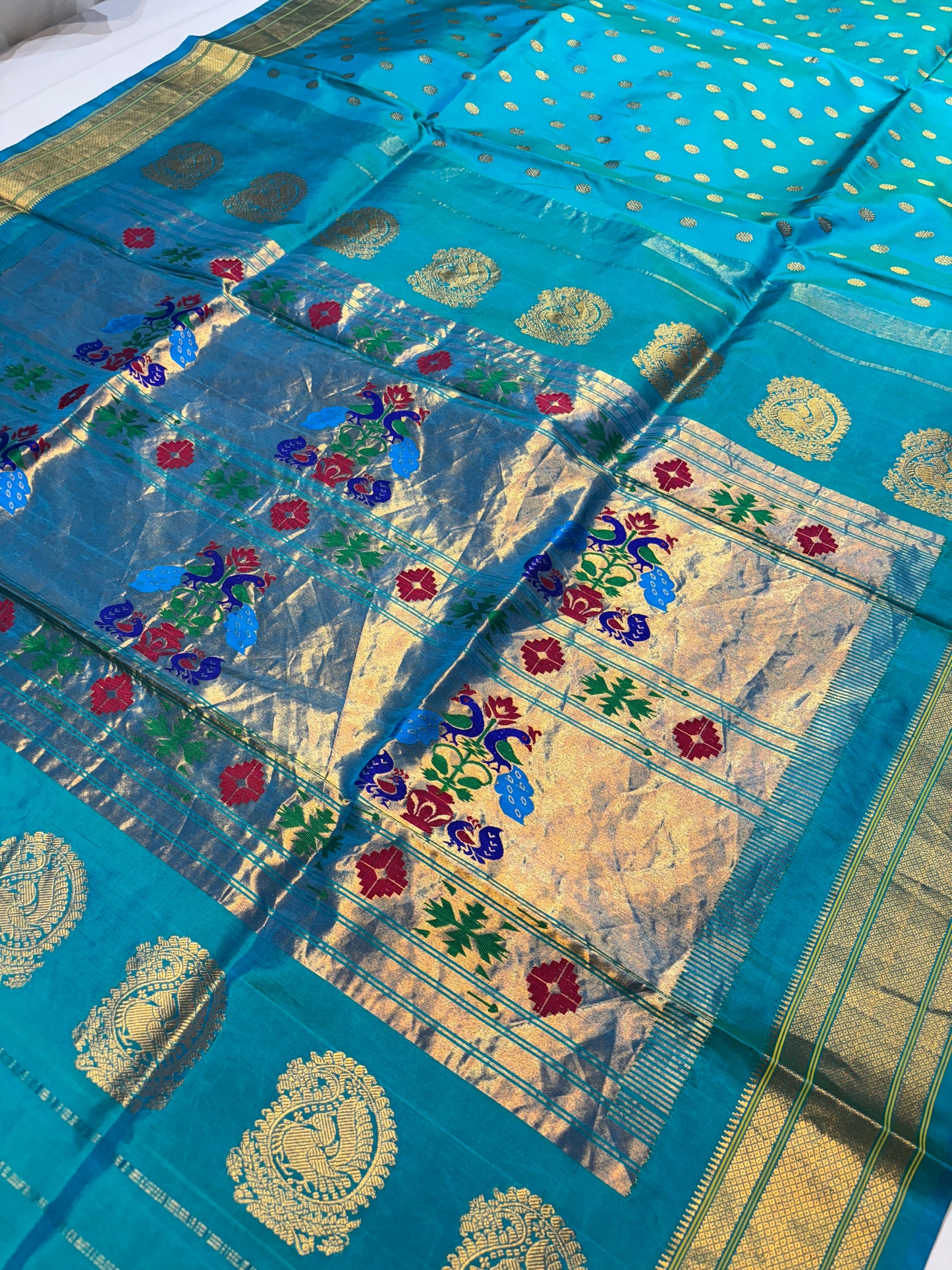 Kalanjali Paithani