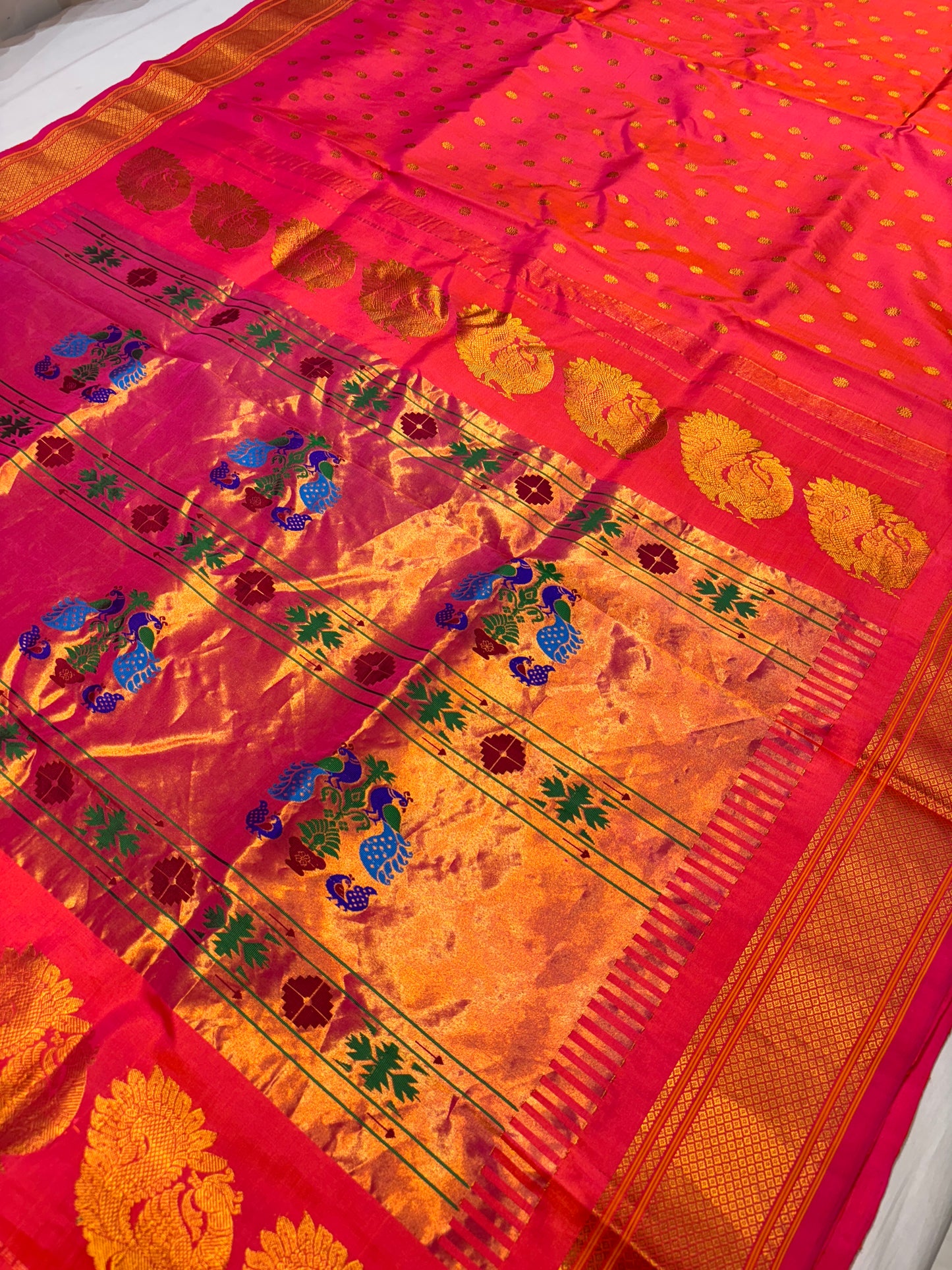 Kalanjali Paithani