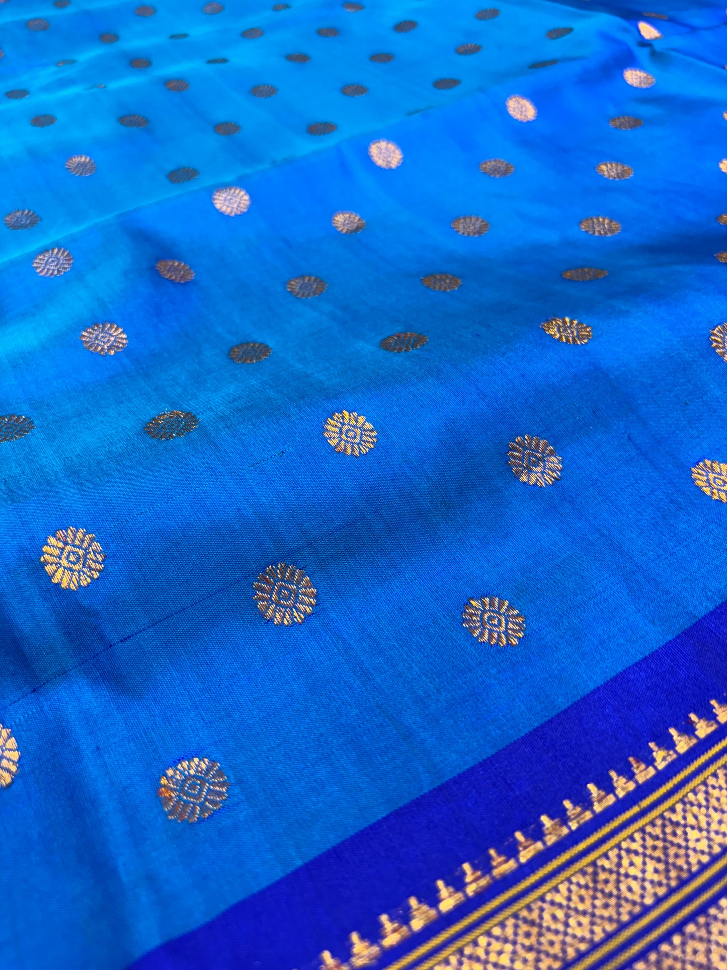 Kalanjali Paithani