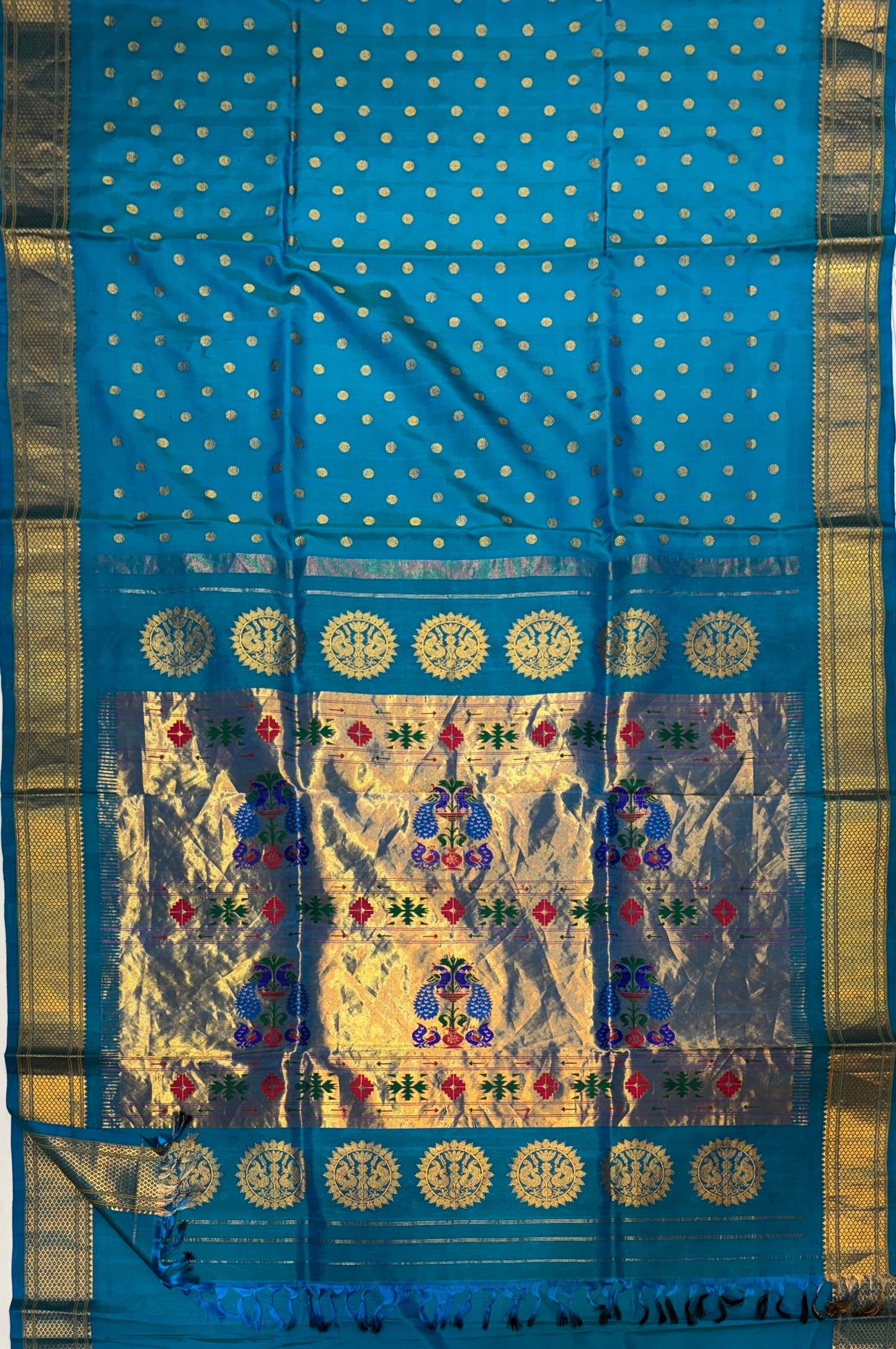 Kalanjali Paithani