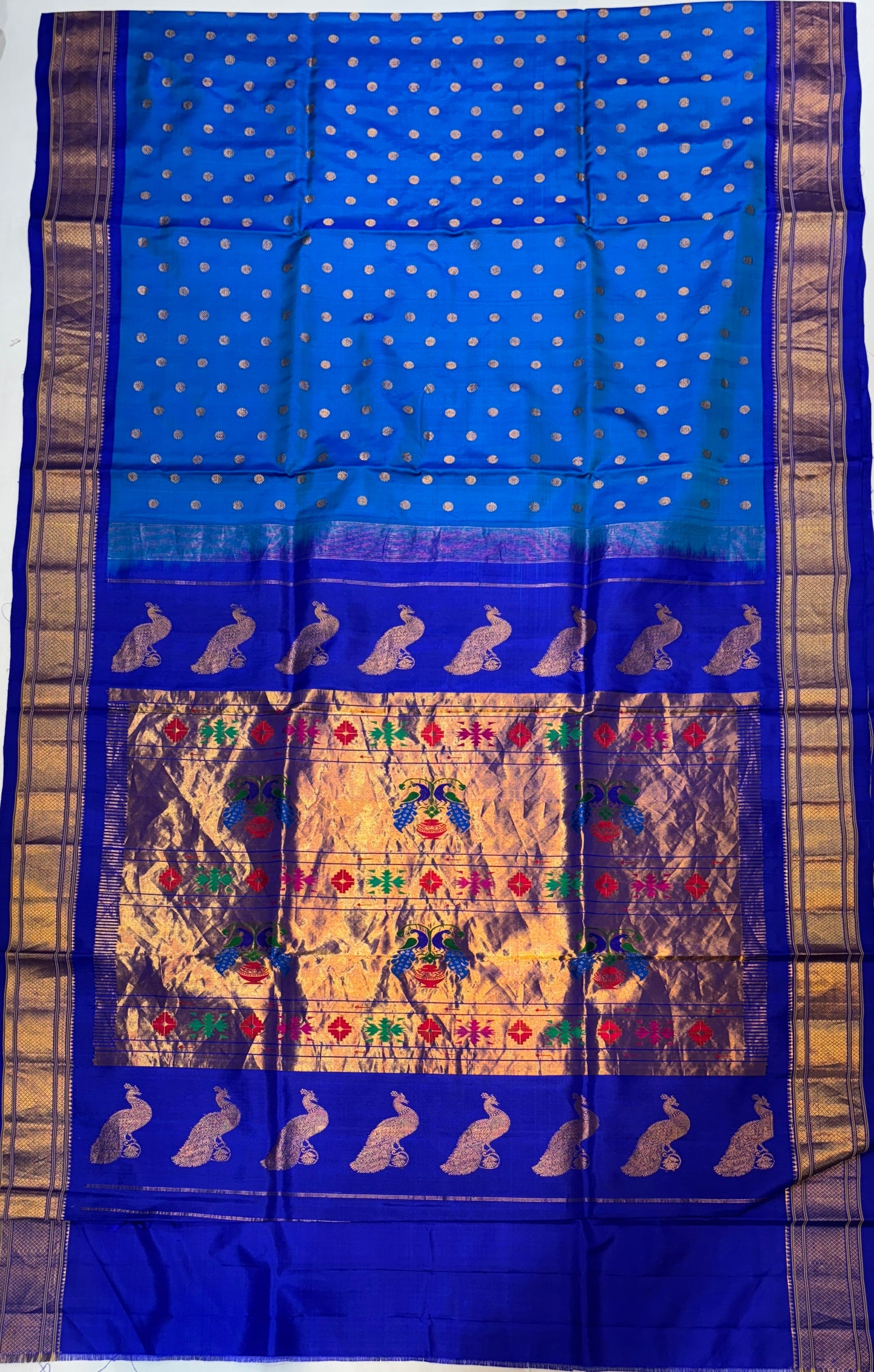 Kalanjali Paithani