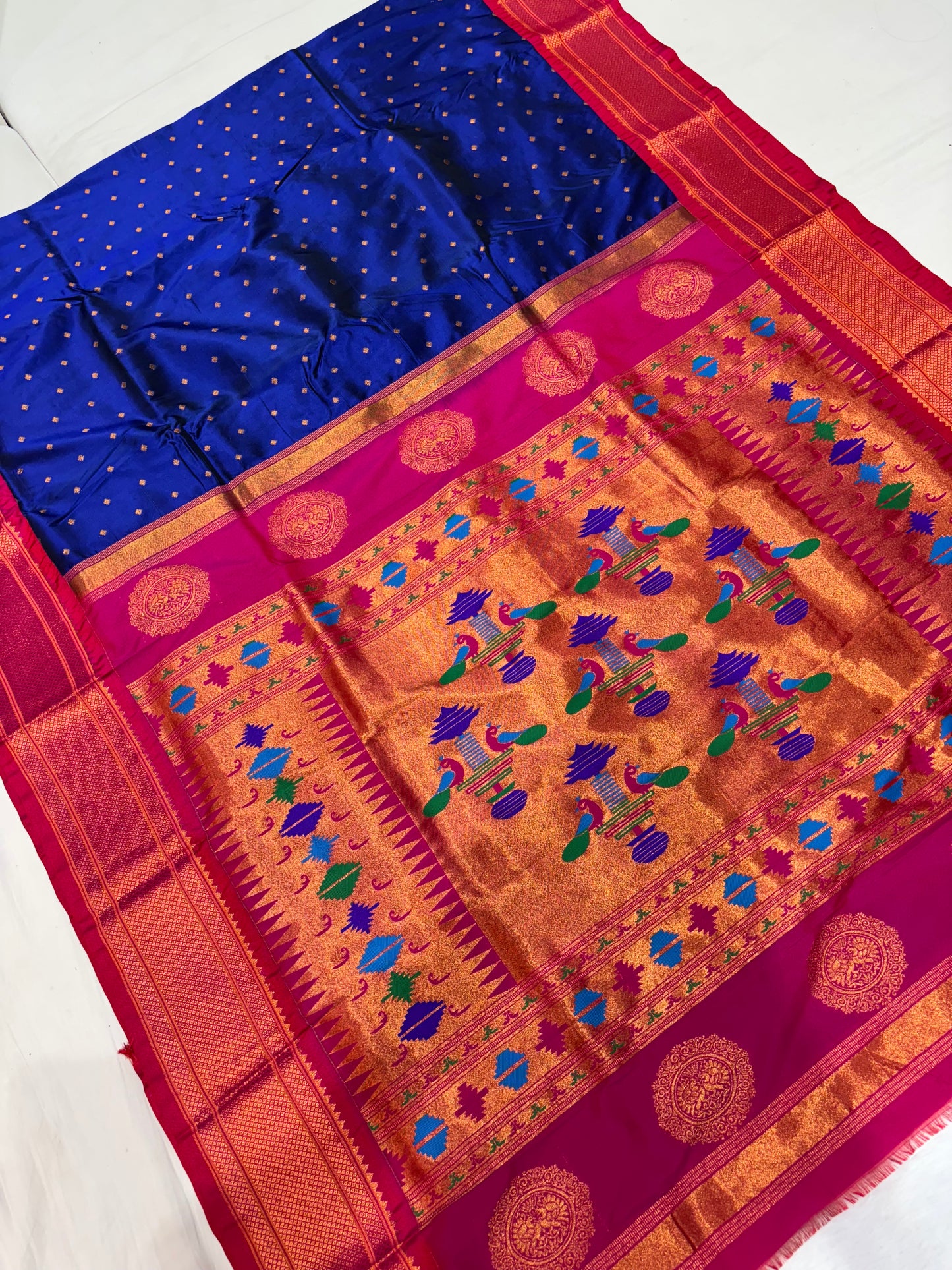 Semi Kalanjali Paithani (Ari work)