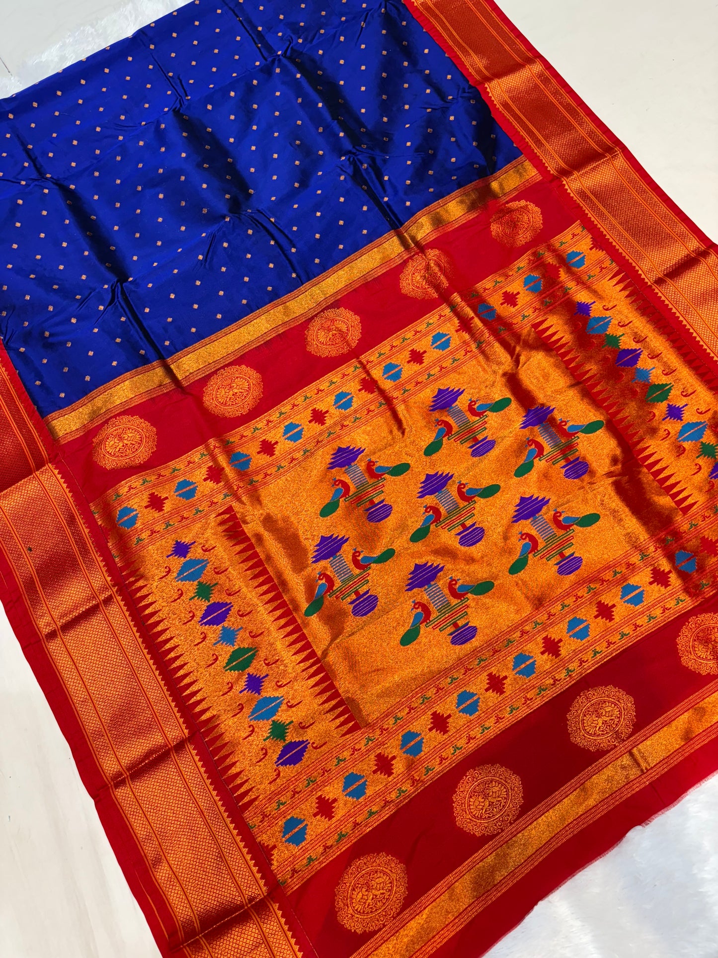 Semi Kalanjali Paithani (Ari work)