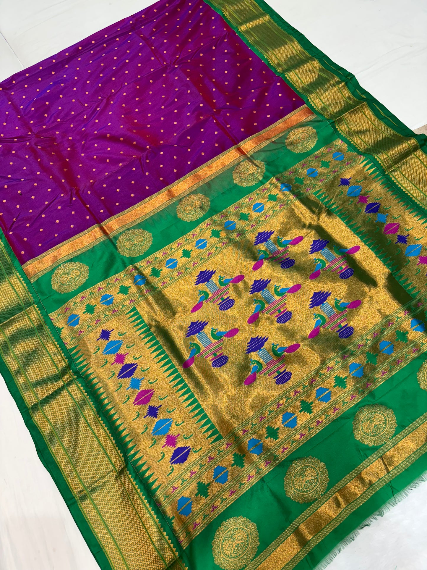 Semi Kalanjali Paithani (Ari work)