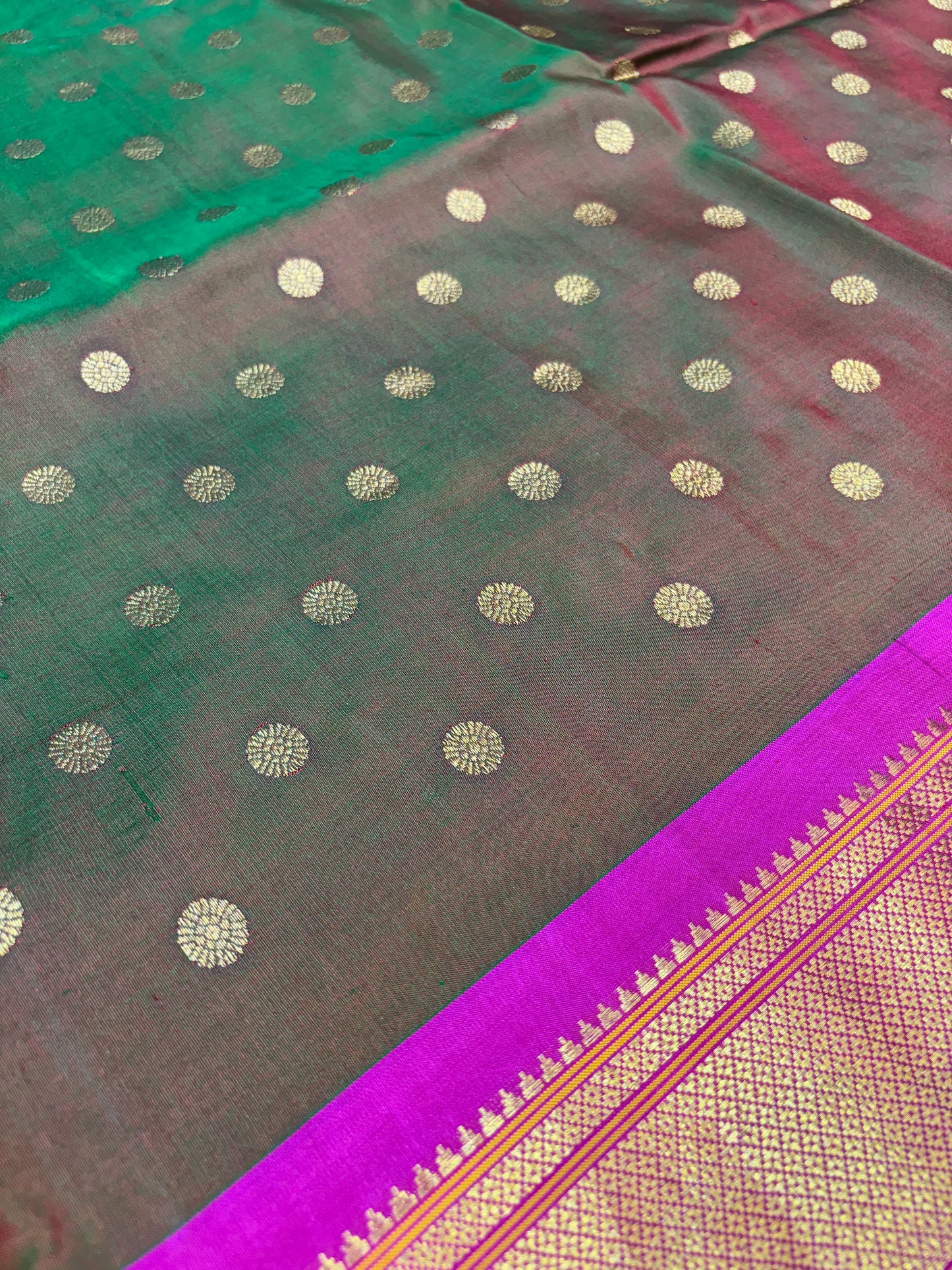 Kalanjali Paithani